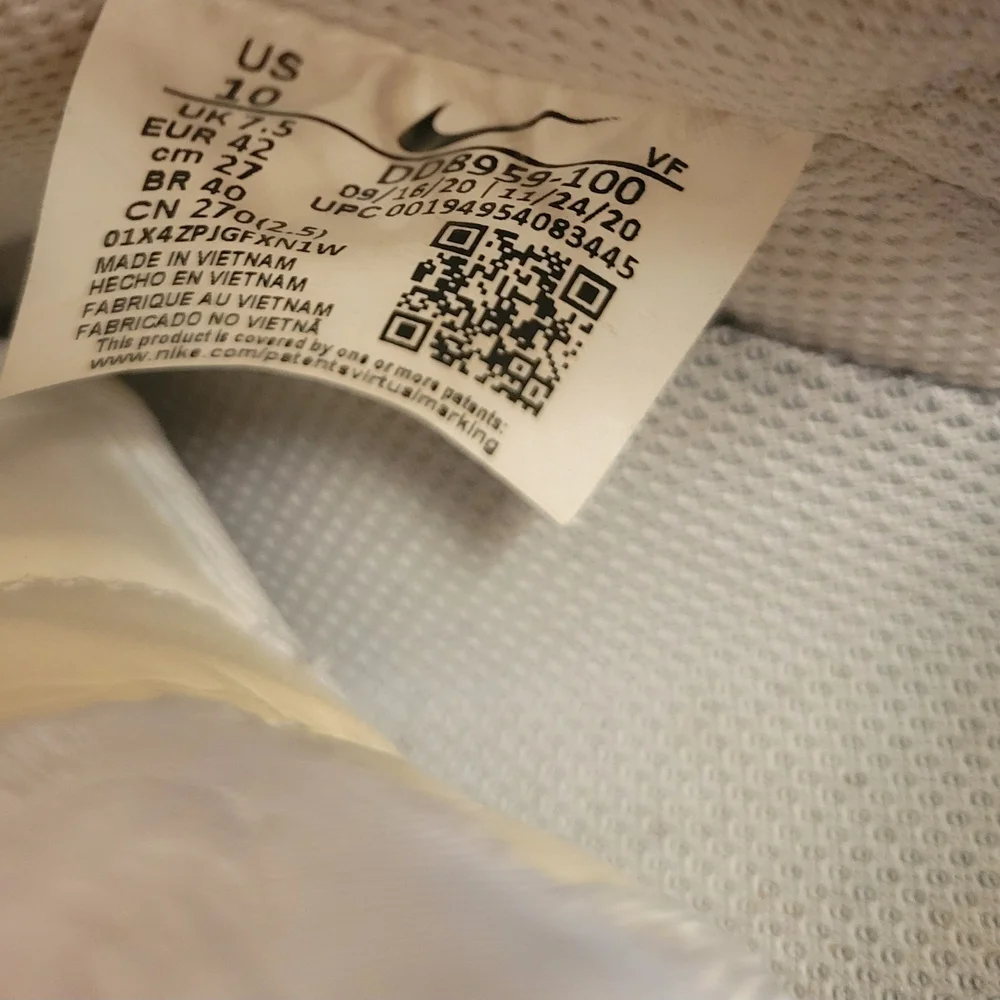 Nike White Air Force 1 Sneakers - Picture 4 of 6